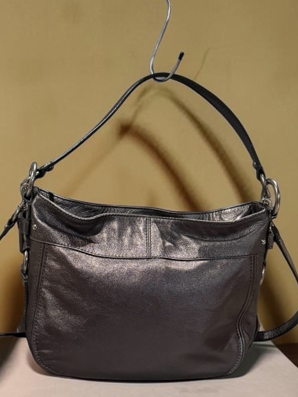 Coach Silver Metallic Leather Hobo Bag F14707 - Picture 4 of 16